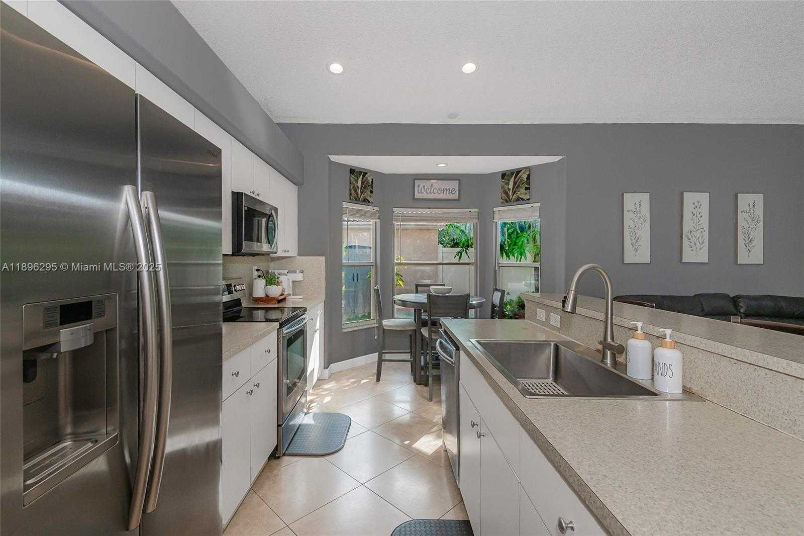 Small Image of 19190 NORTH WEST 24TH PL, Pembroke Pines Number 17