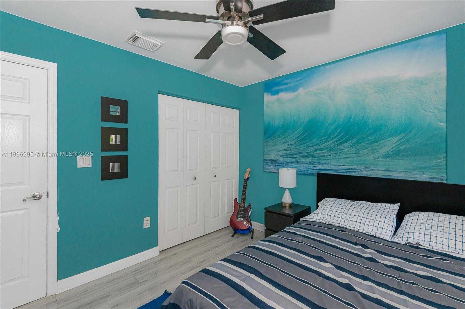 Small Image of 19190 NORTH WEST 24TH PL, Pembroke Pines Number 31