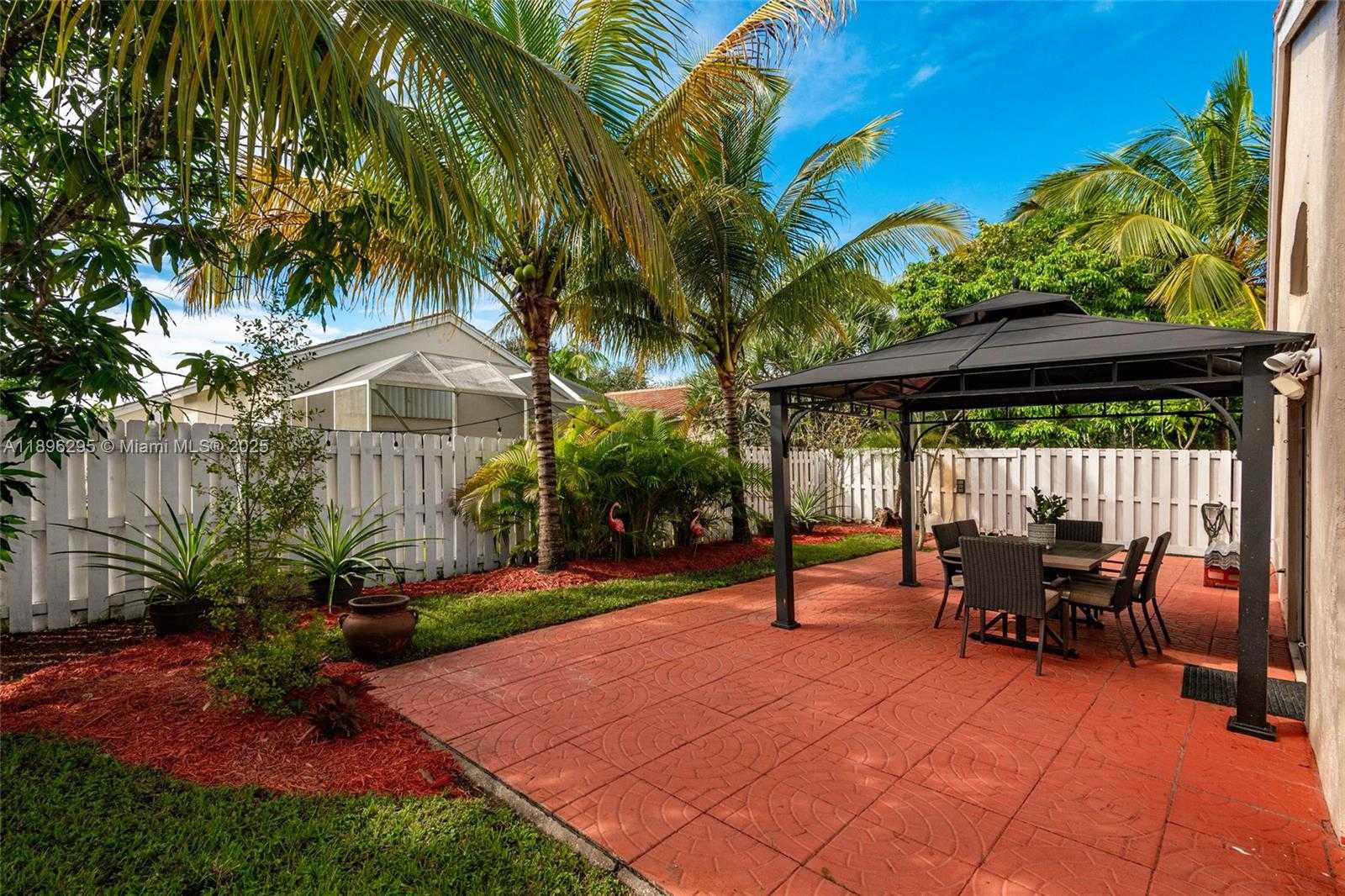 Small Image of 19190 NORTH WEST 24TH PL, Pembroke Pines Number 33