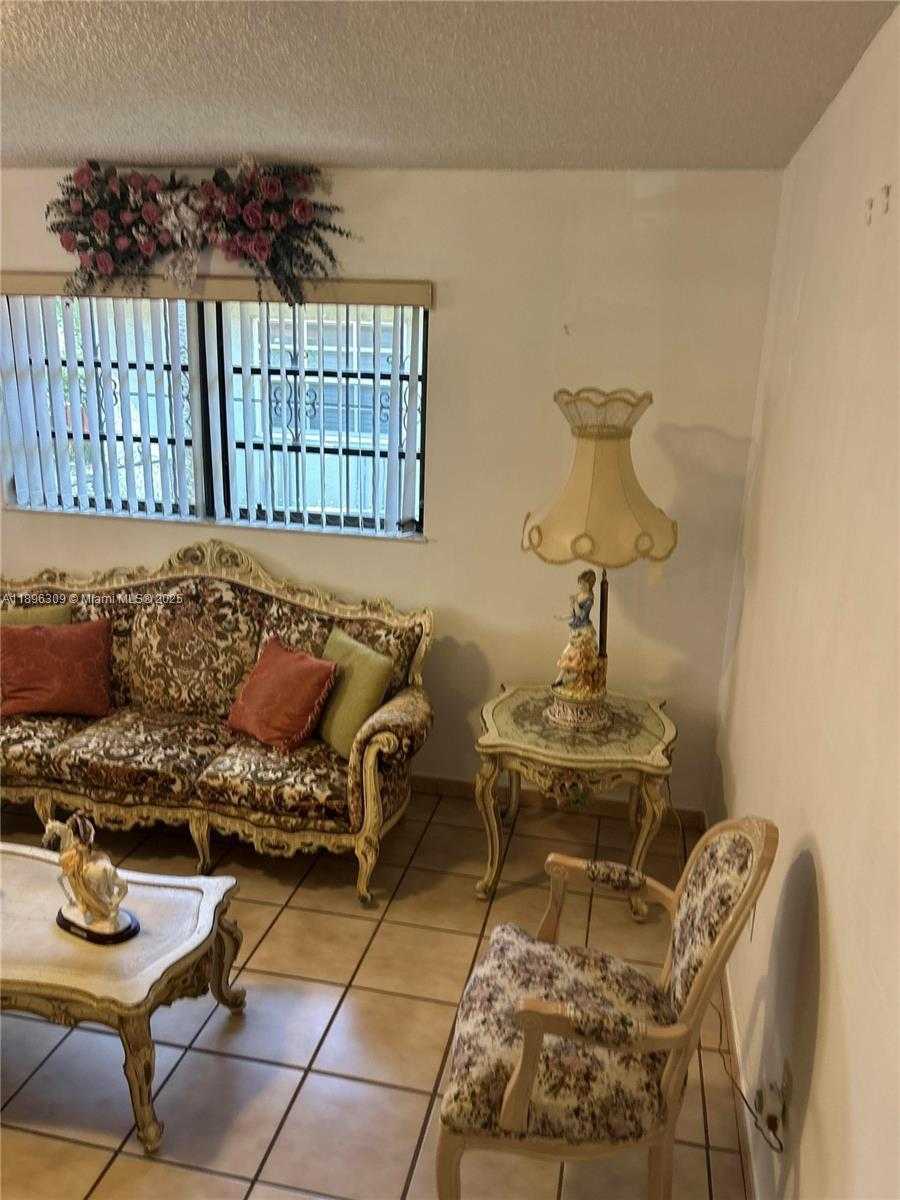 Small Image of 665 EAST 31ST ST, Hialeah Number 11