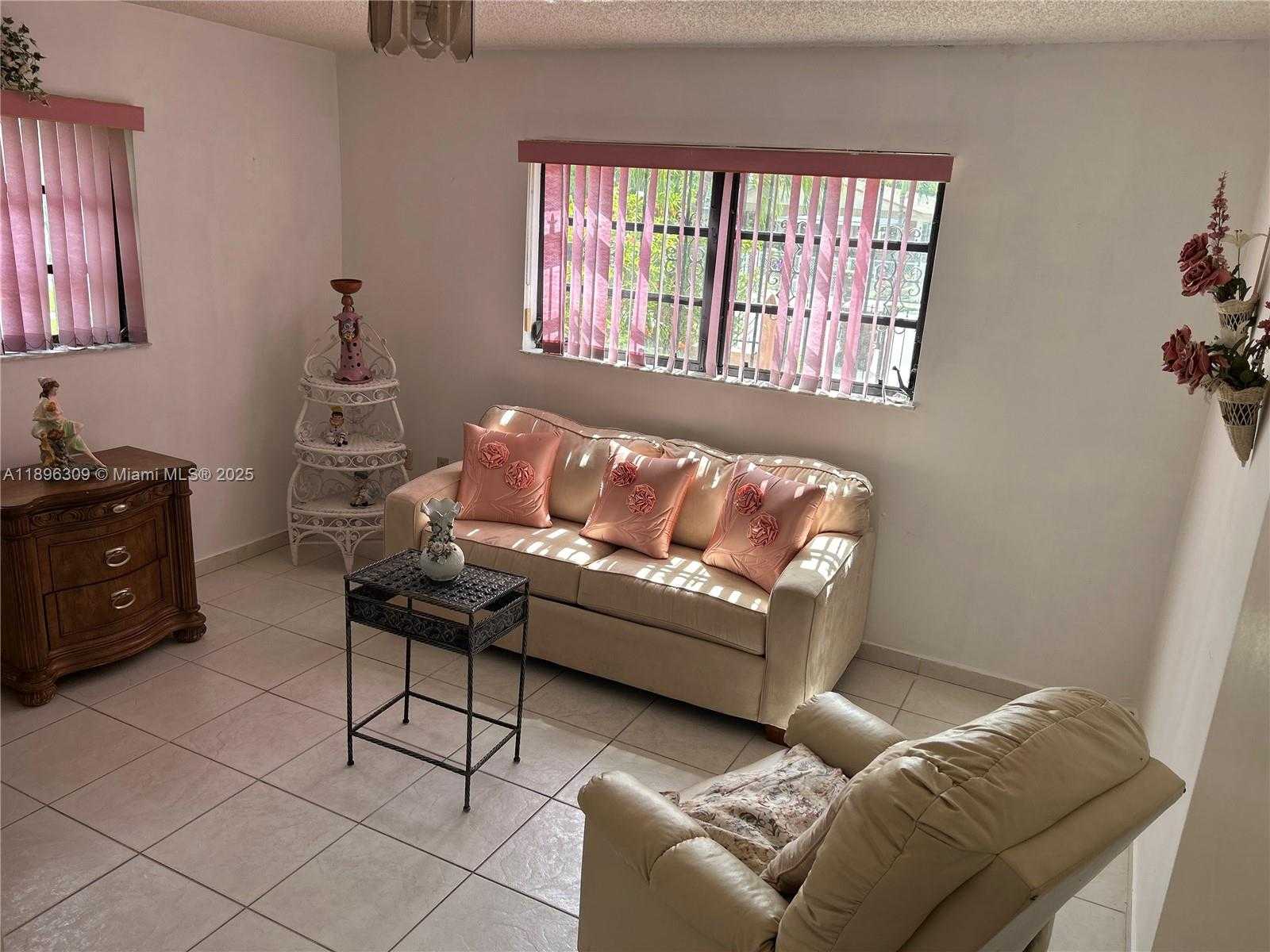 Small Image of 665 EAST 31ST ST, Hialeah Number 15