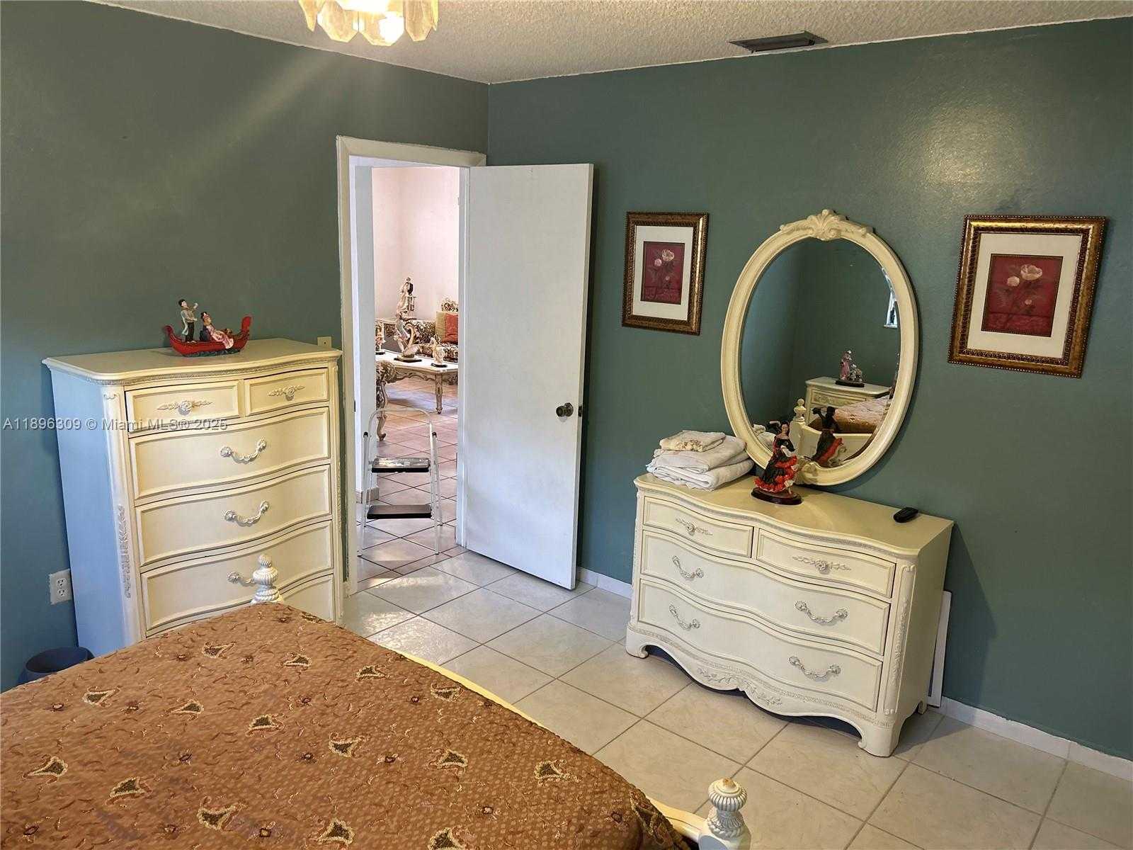 Small Image of 665 EAST 31ST ST, Hialeah Number 20