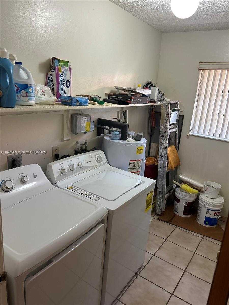Small Image of 665 EAST 31ST ST, Hialeah Number 38