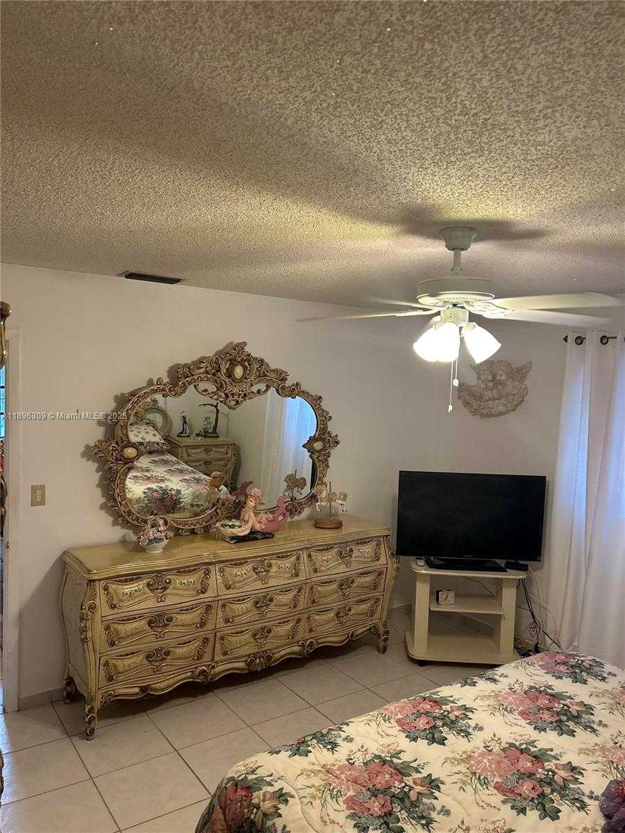 Small Image of 665 EAST 31ST ST, Hialeah Number 50