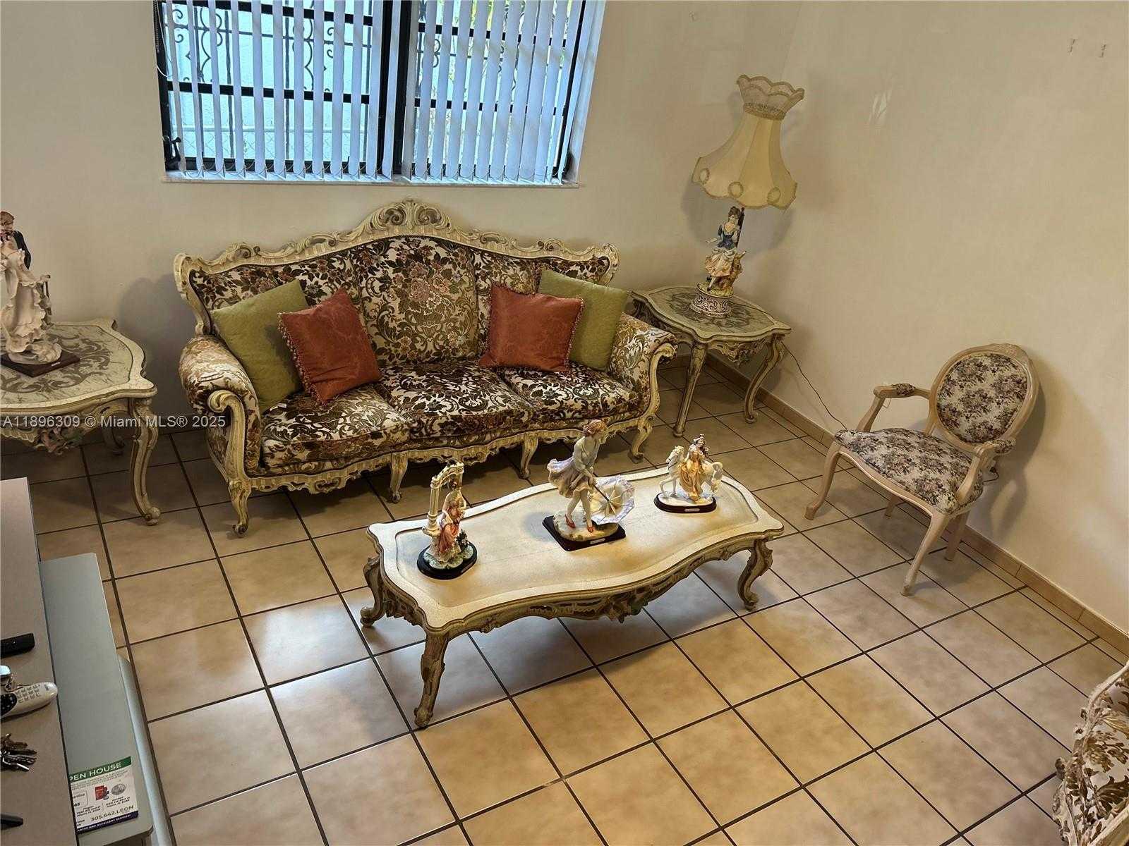 Small Image of 665 EAST 31ST ST, Hialeah Number 9