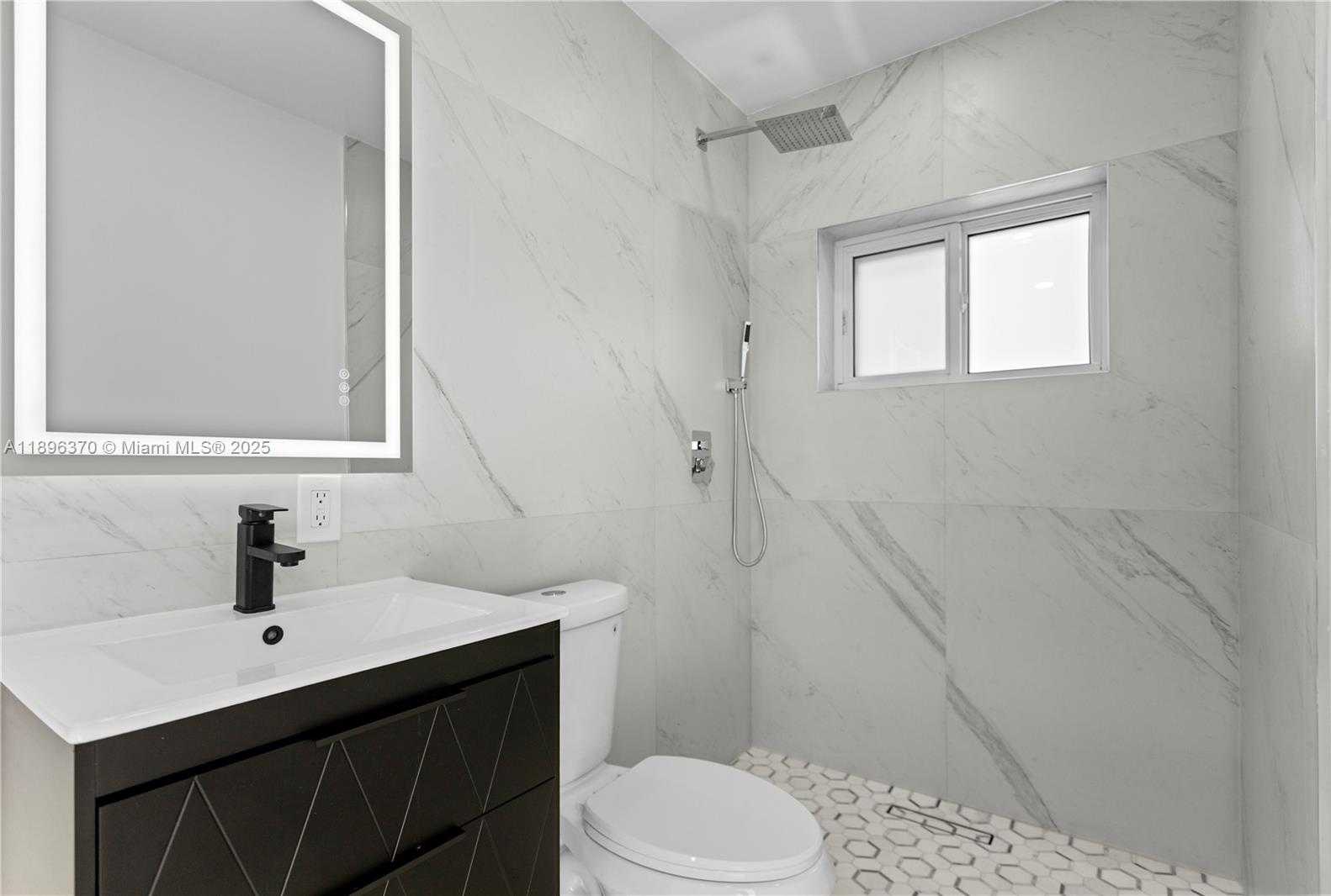 Small Image of 1140 NORTH WEST 193RD ST, Miami Gardens Number 39