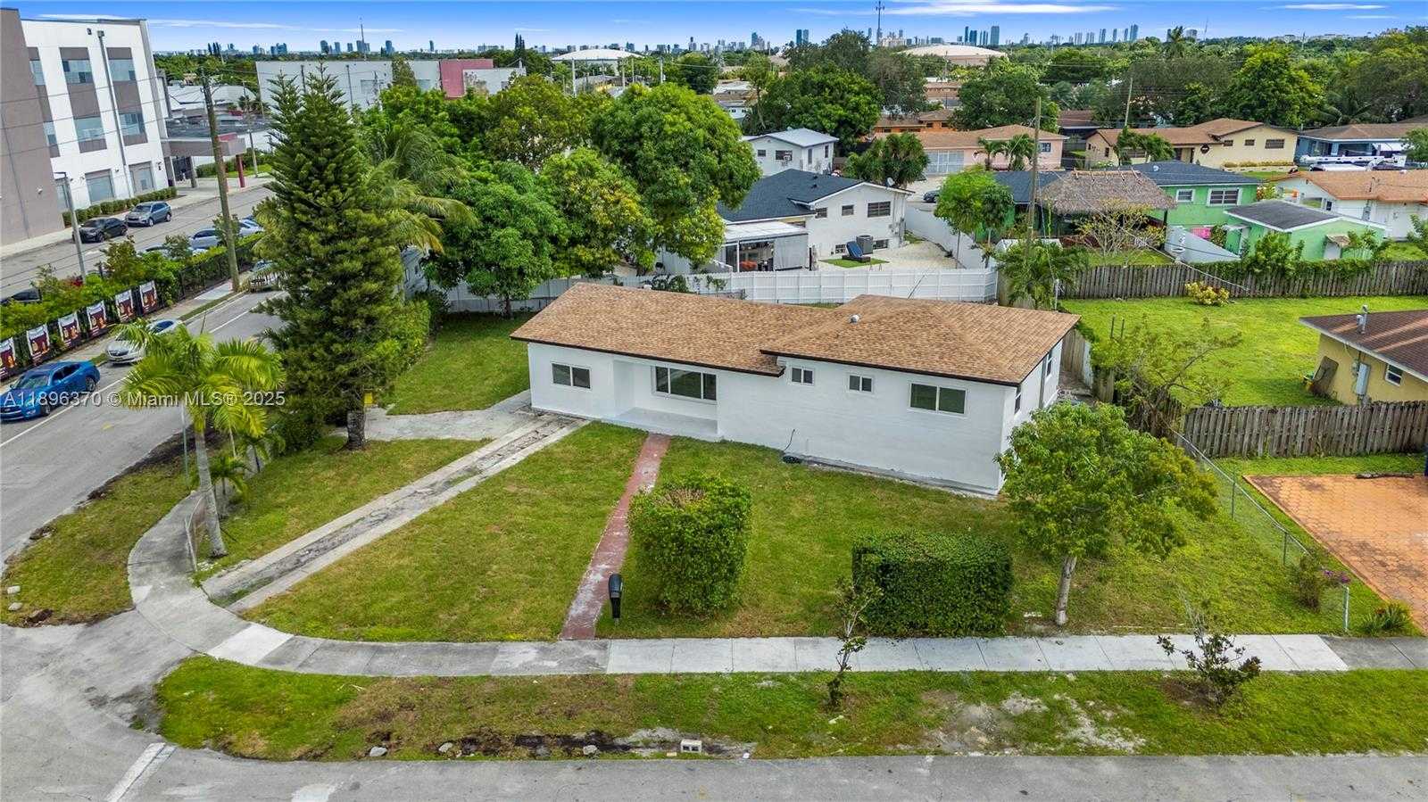 Small Image of 1140 NORTH WEST 193RD ST, Miami Gardens Number 52