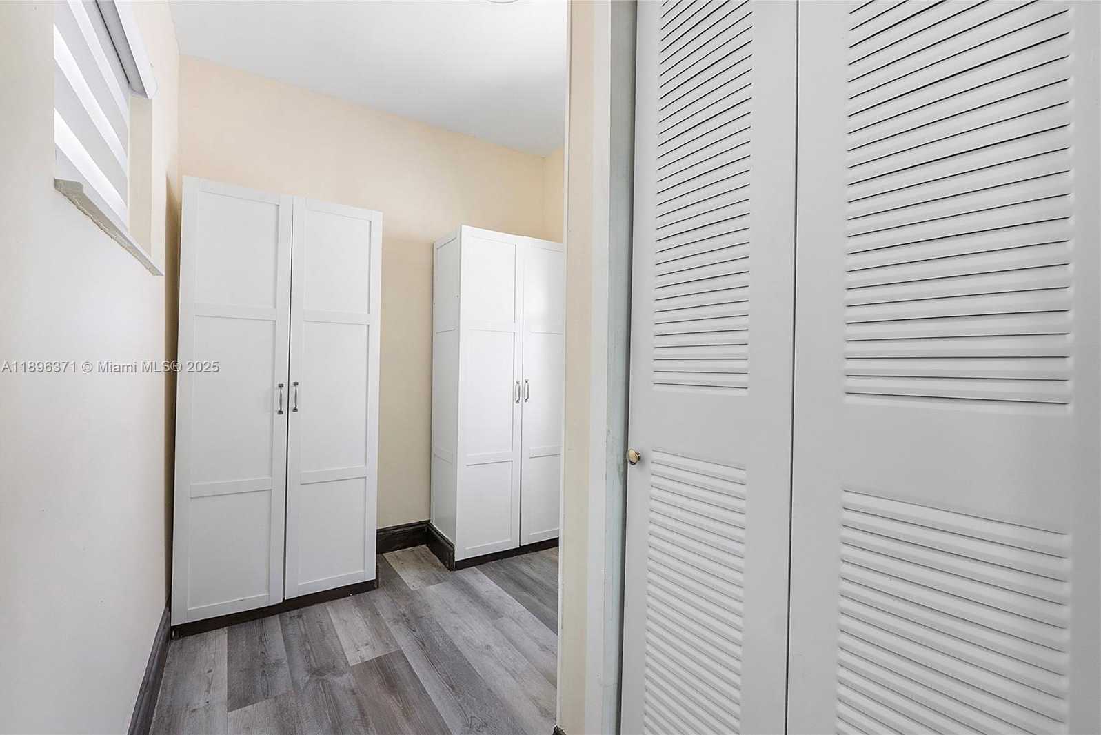 Small Image of 631 NORTH EAST 57TH ST, Oakland Park Number 12