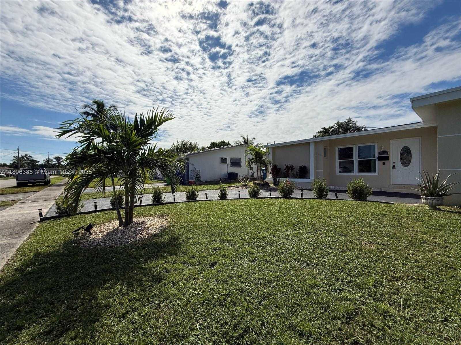 Small Image of 2161 NORTH WEST 73RD AVE, Sunrise Number 3