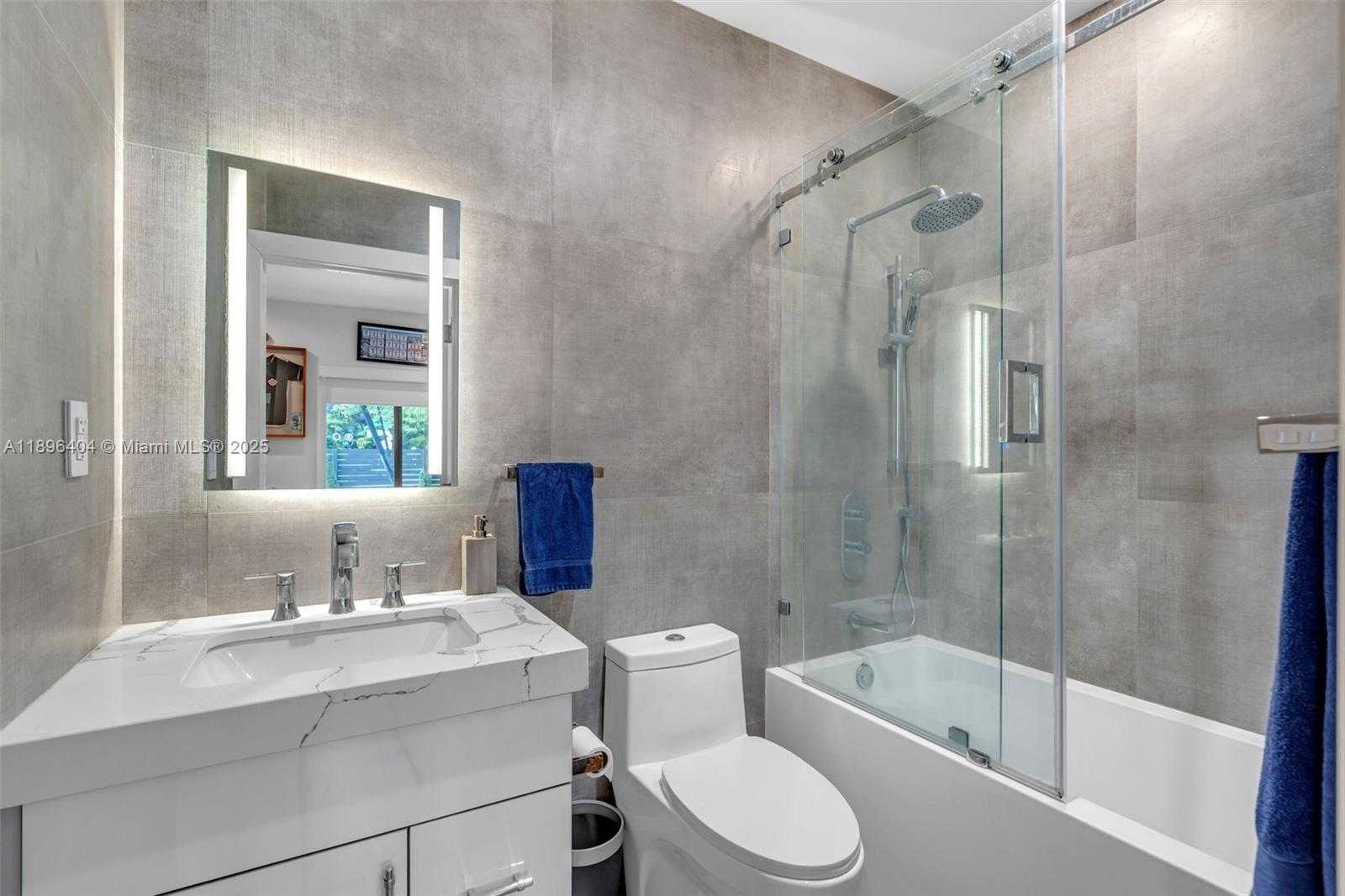 Small Image of 6235 ALTON RD, Miami Beach Number 18