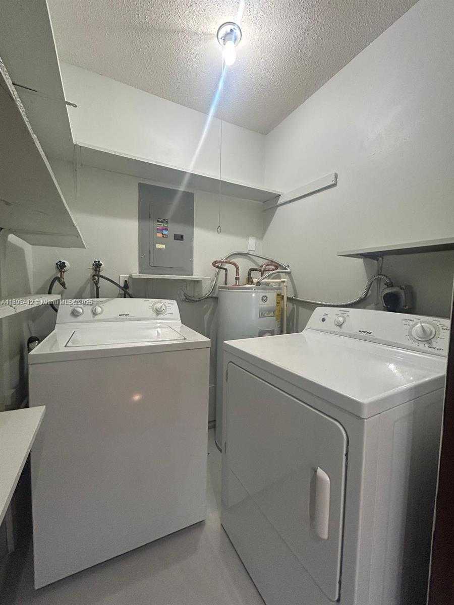 Small Image of 4804 NORTH WEST 50TH CT, Tamarac Number 10