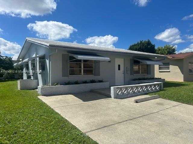 Small Image of 4804 NORTH WEST 50TH CT, Tamarac Number 13