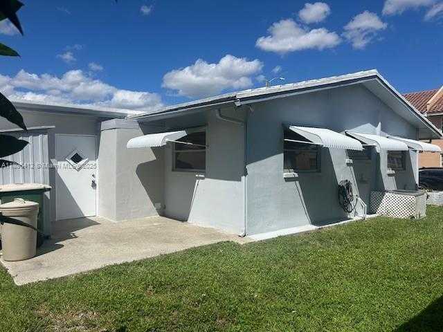 Small Image of 4804 NORTH WEST 50TH CT, Tamarac Number 16