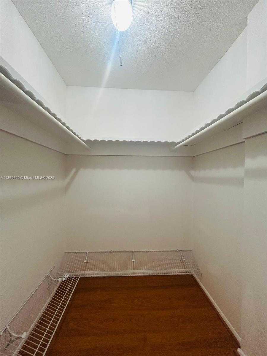 Small Image of 4804 NORTH WEST 50TH CT, Tamarac Number 6