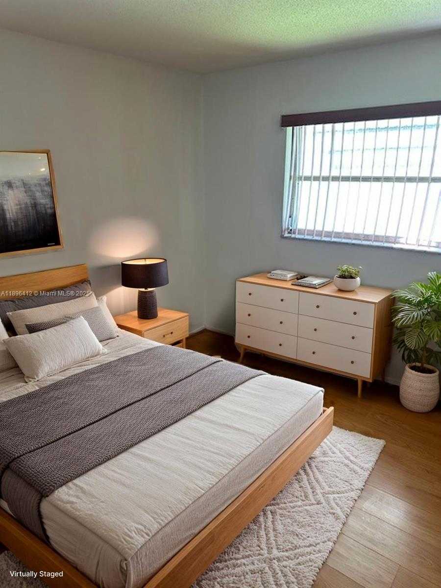 Small Image of 4804 NORTH WEST 50TH CT, Tamarac Number 7