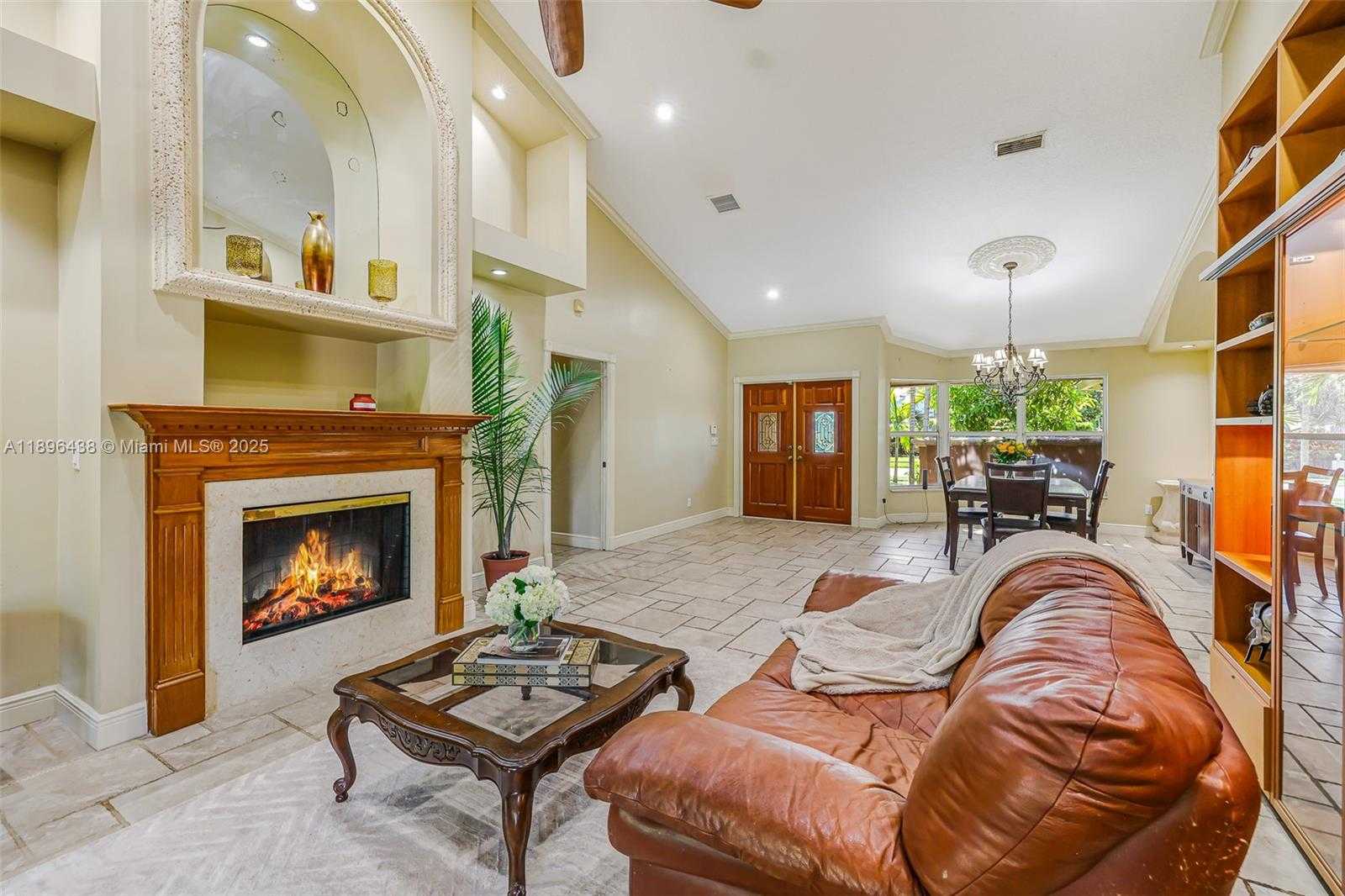 Small Image of 10101 SOUTH WEST 5TH ST, Plantation Number 12
