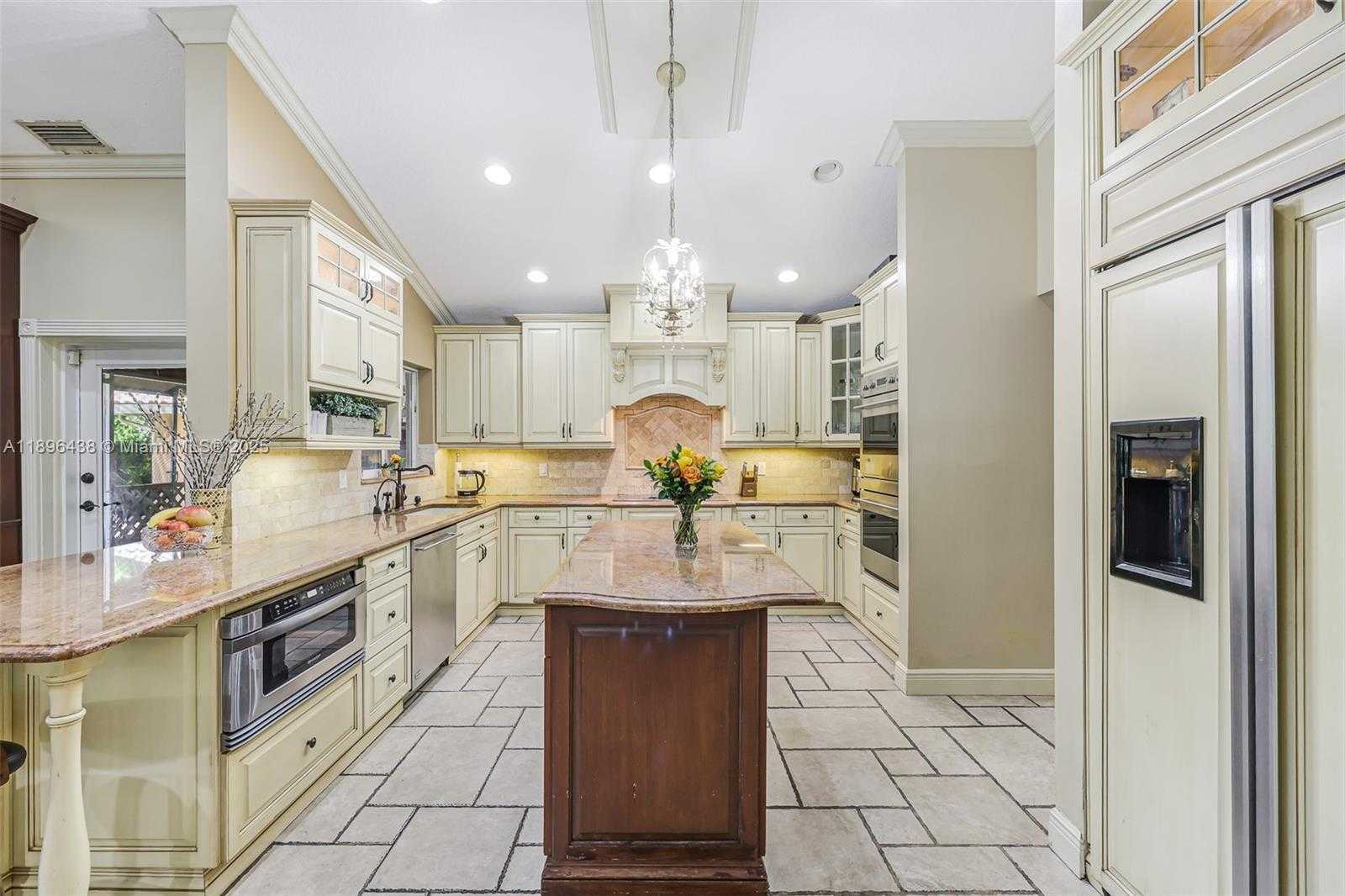 Small Image of 10101 SOUTH WEST 5TH ST, Plantation Number 15