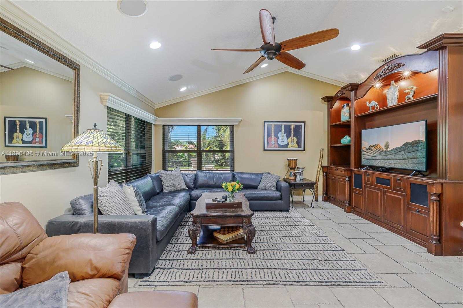 Small Image of 10101 SOUTH WEST 5TH ST, Plantation Number 22