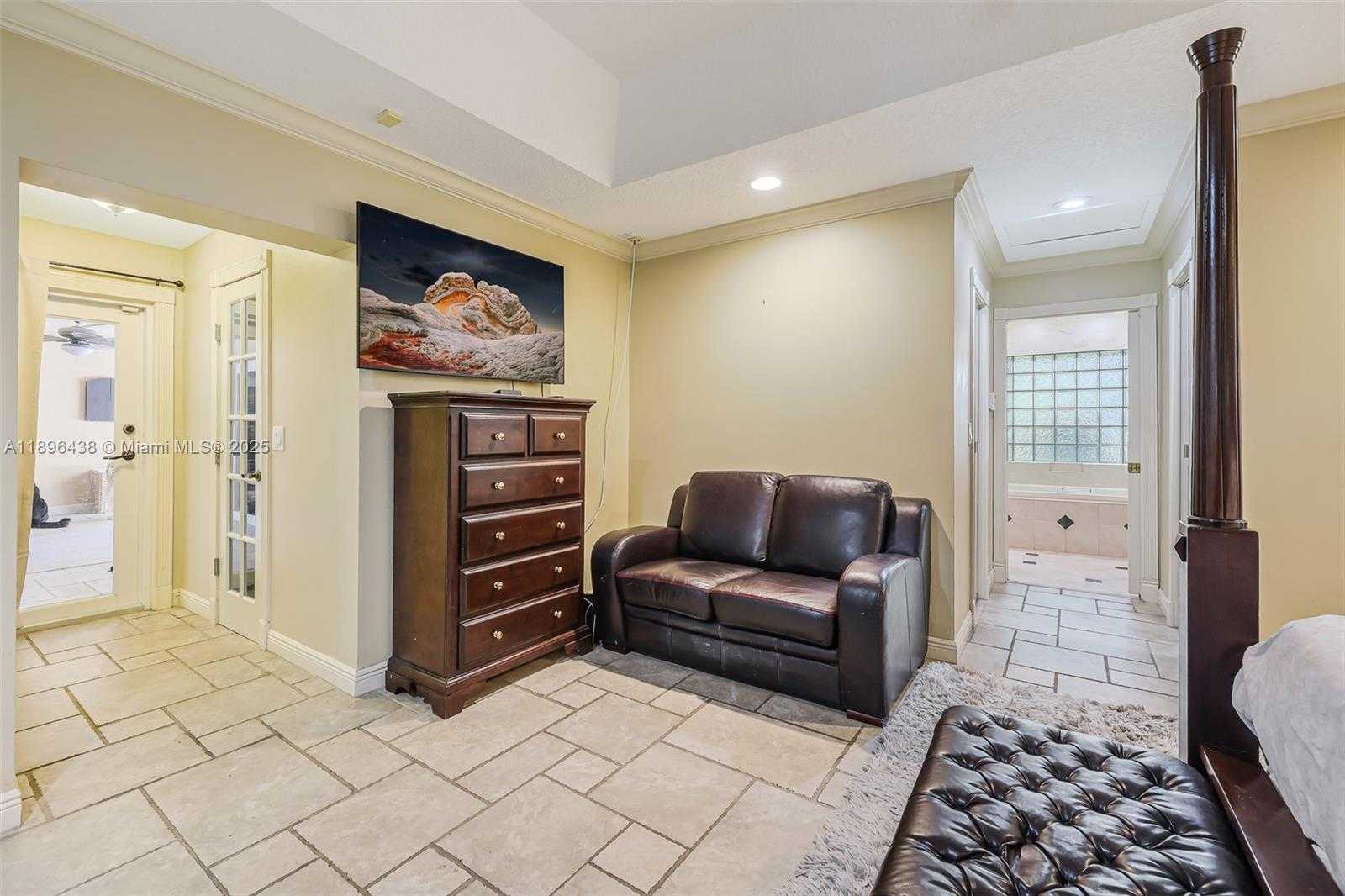 Small Image of 10101 SOUTH WEST 5TH ST, Plantation Number 33