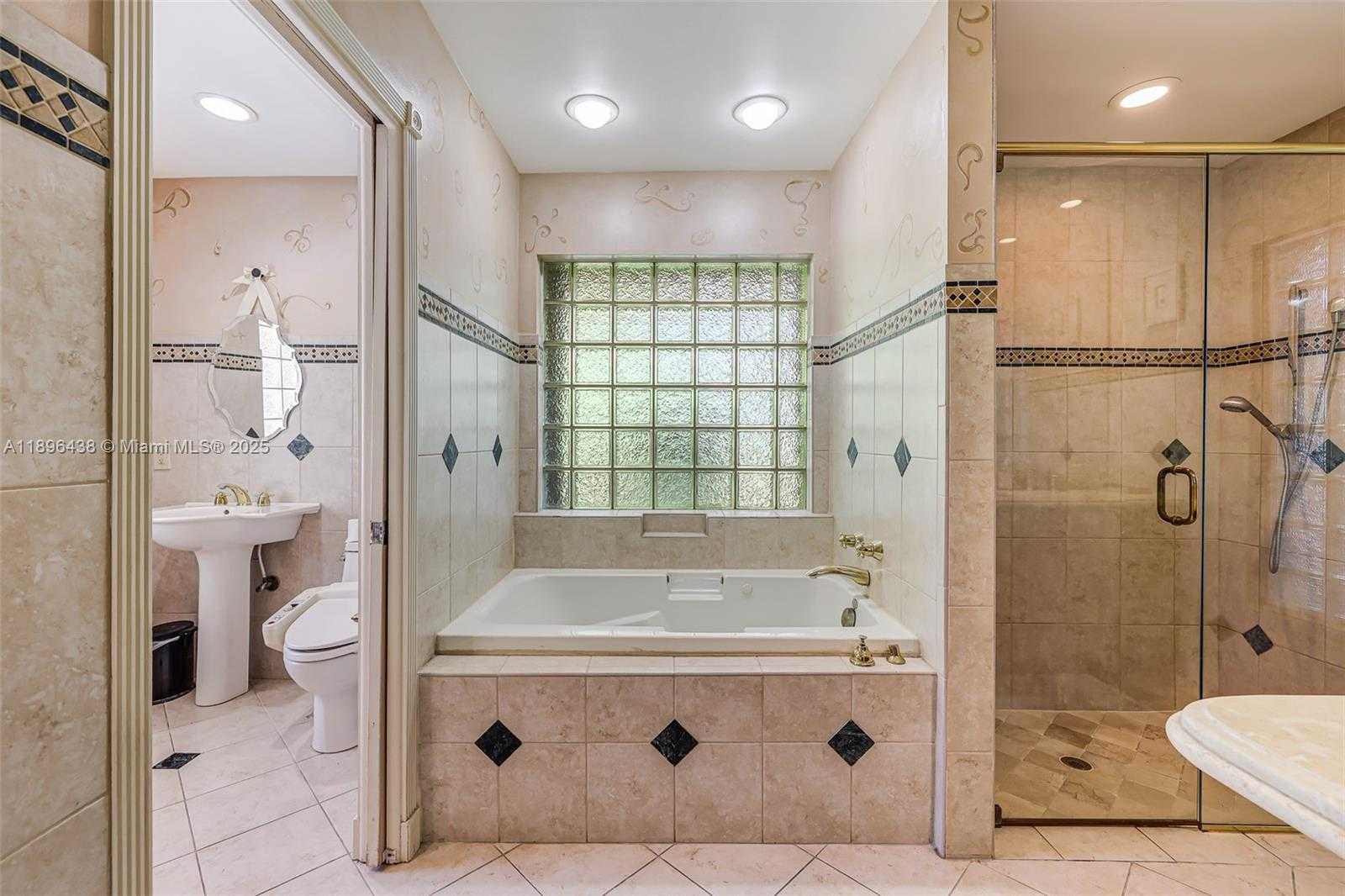 Small Image of 10101 SOUTH WEST 5TH ST, Plantation Number 35