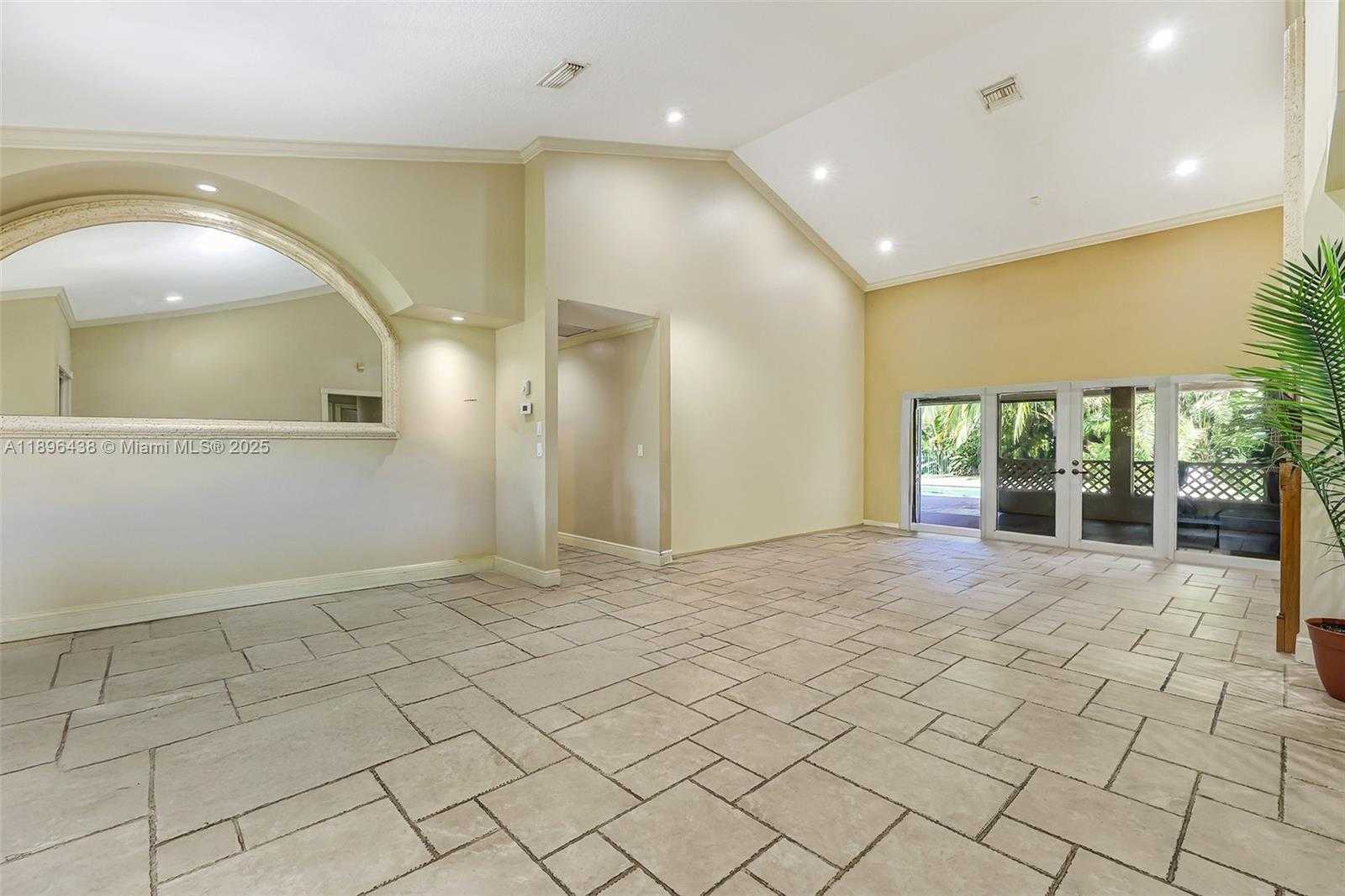 Small Image of 10101 SOUTH WEST 5TH ST, Plantation Number 4