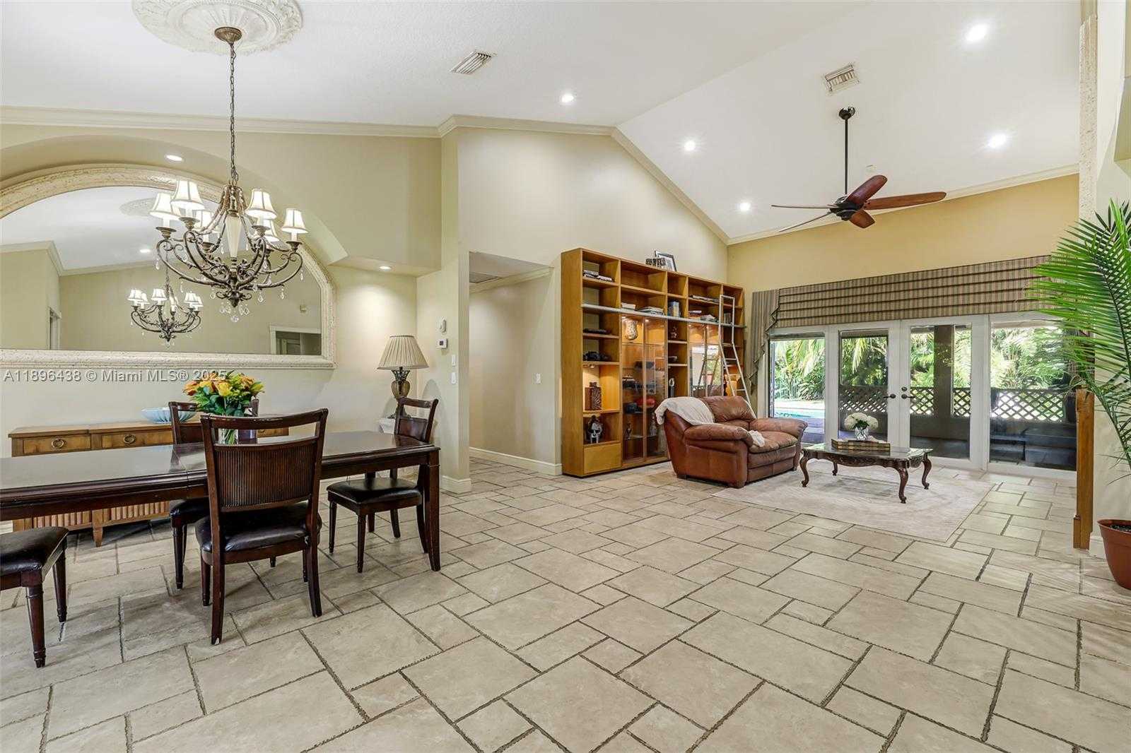 Small Image of 10101 SOUTH WEST 5TH ST, Plantation Number 5