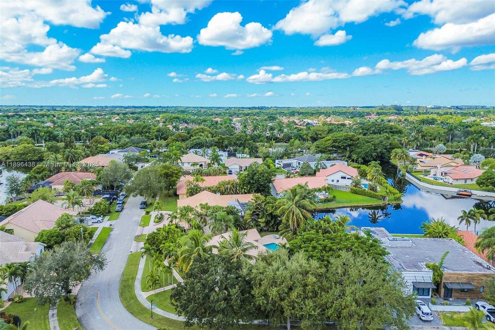 Small Image of 10101 SOUTH WEST 5TH ST, Plantation Number 63