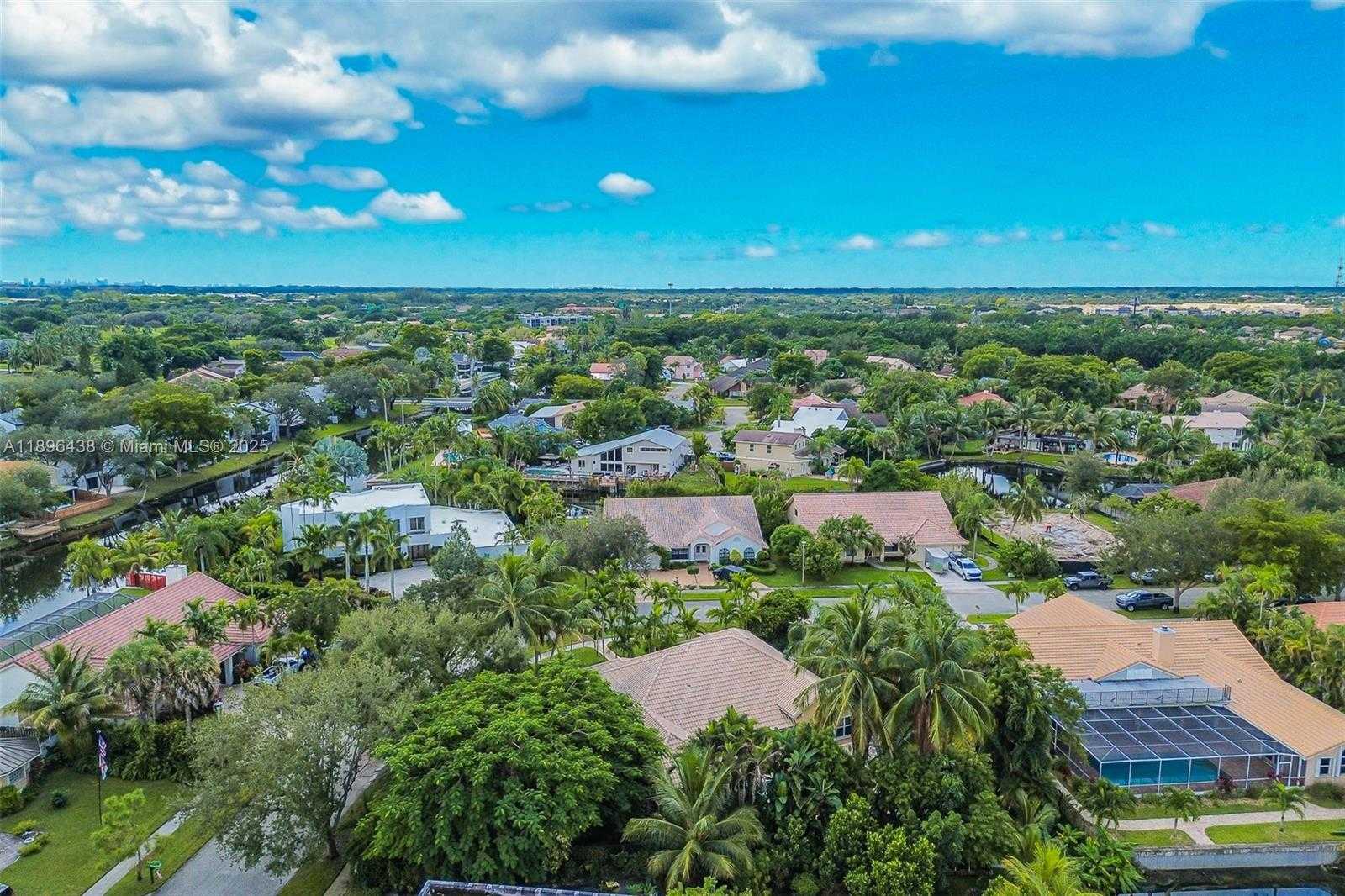 Small Image of 10101 SOUTH WEST 5TH ST, Plantation Number 64
