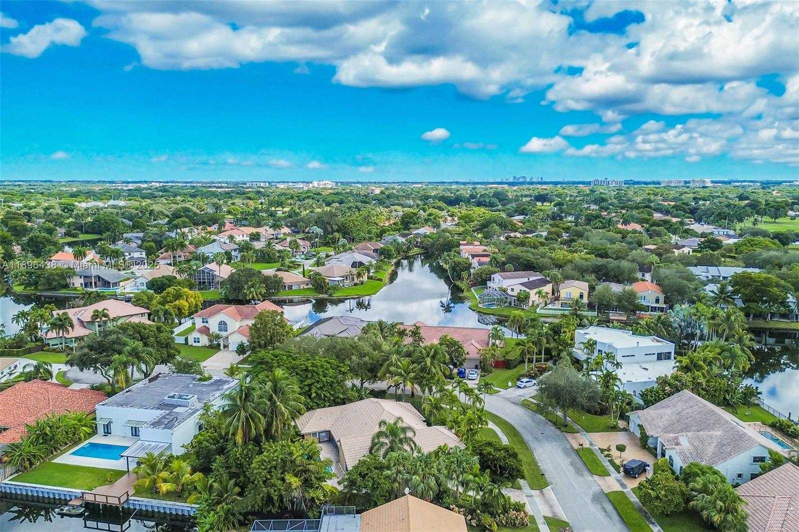 Small Image of 10101 SOUTH WEST 5TH ST, Plantation Number 70