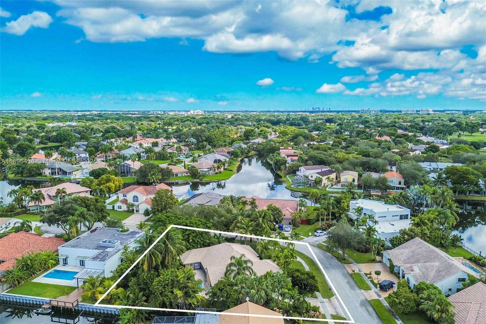 Small Image of 10101 SOUTH WEST 5TH ST, Plantation Number 71
