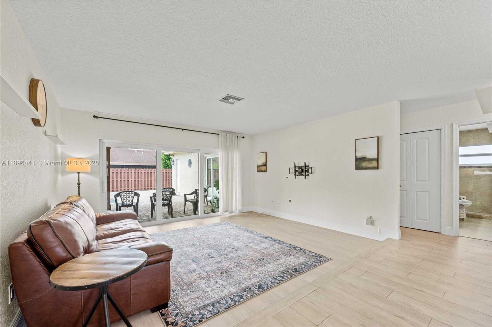 Small Image of 835 WEST PLANTATION CIR, Plantation Number 12