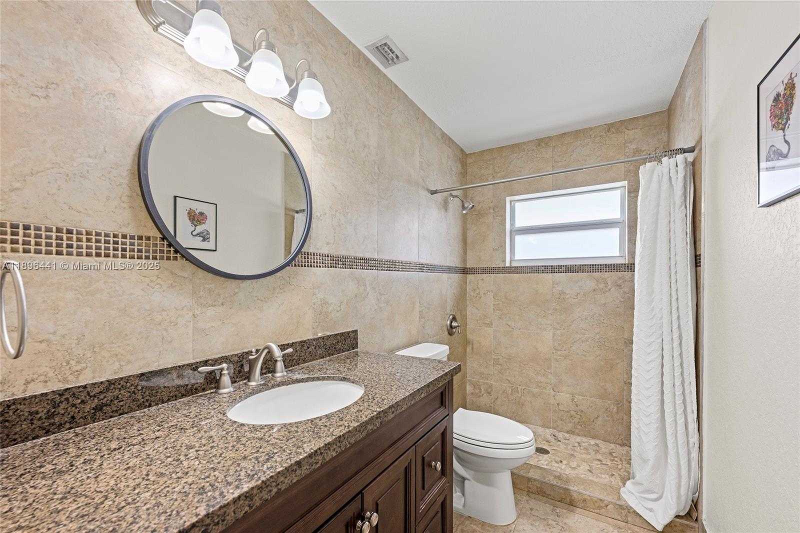 Small Image of 835 WEST PLANTATION CIR, Plantation Number 17