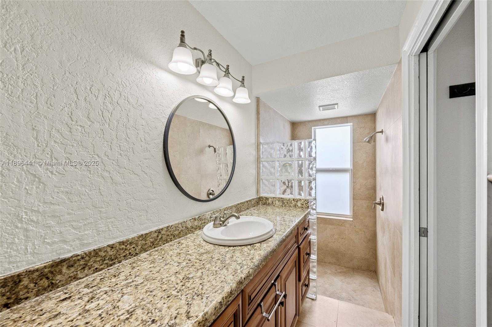 Small Image of 835 WEST PLANTATION CIR, Plantation Number 22