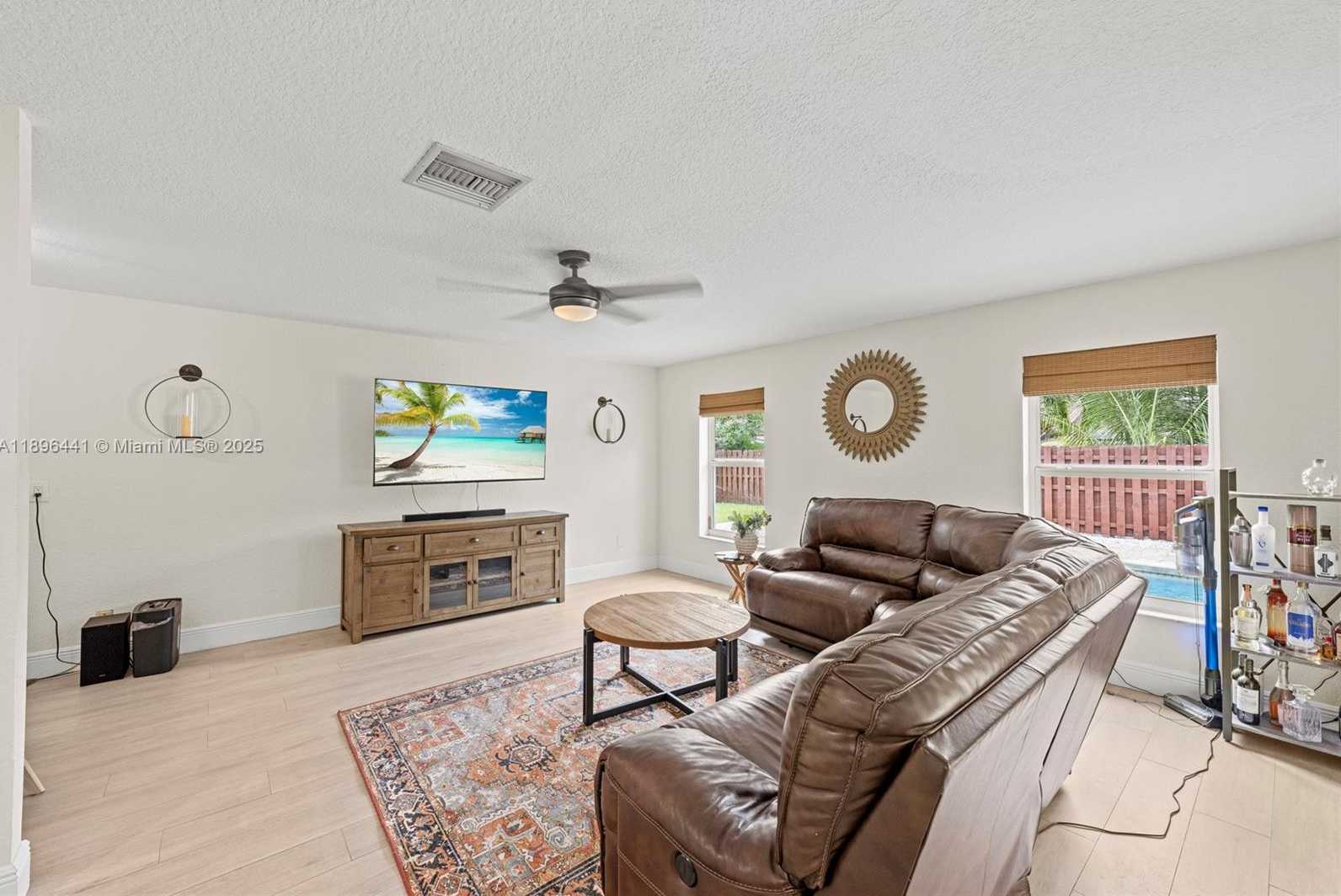 Small Image of 835 WEST PLANTATION CIR, Plantation Number 29