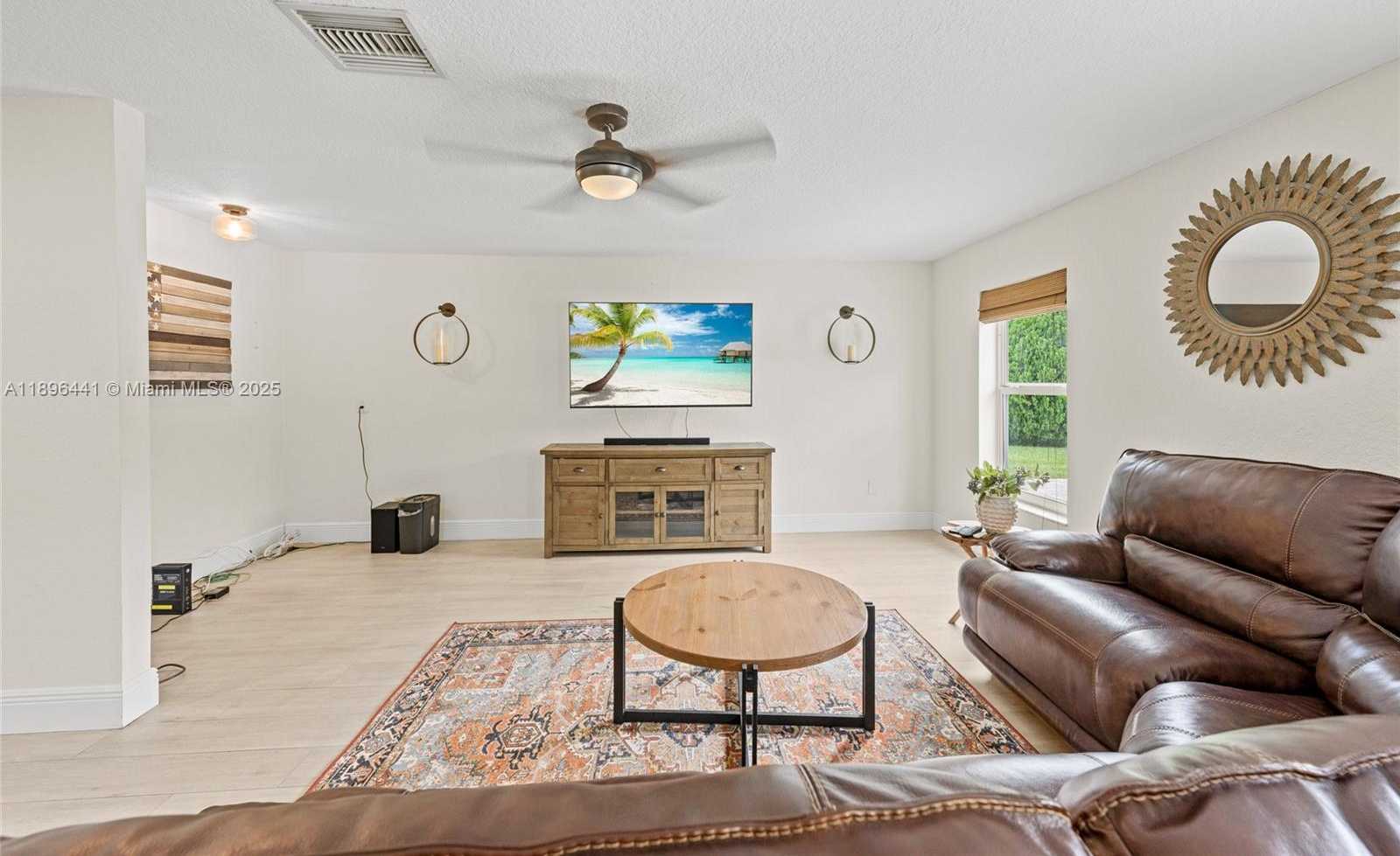 Small Image of 835 WEST PLANTATION CIR, Plantation Number 31