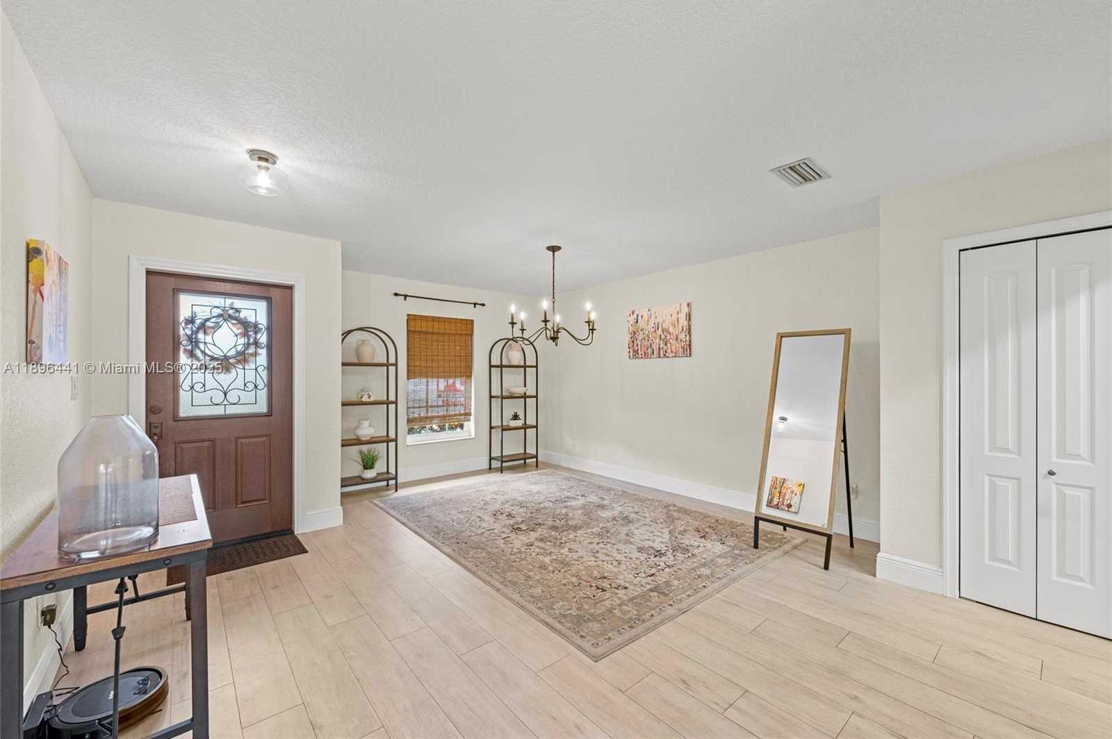 Small Image of 835 WEST PLANTATION CIR, Plantation Number 8