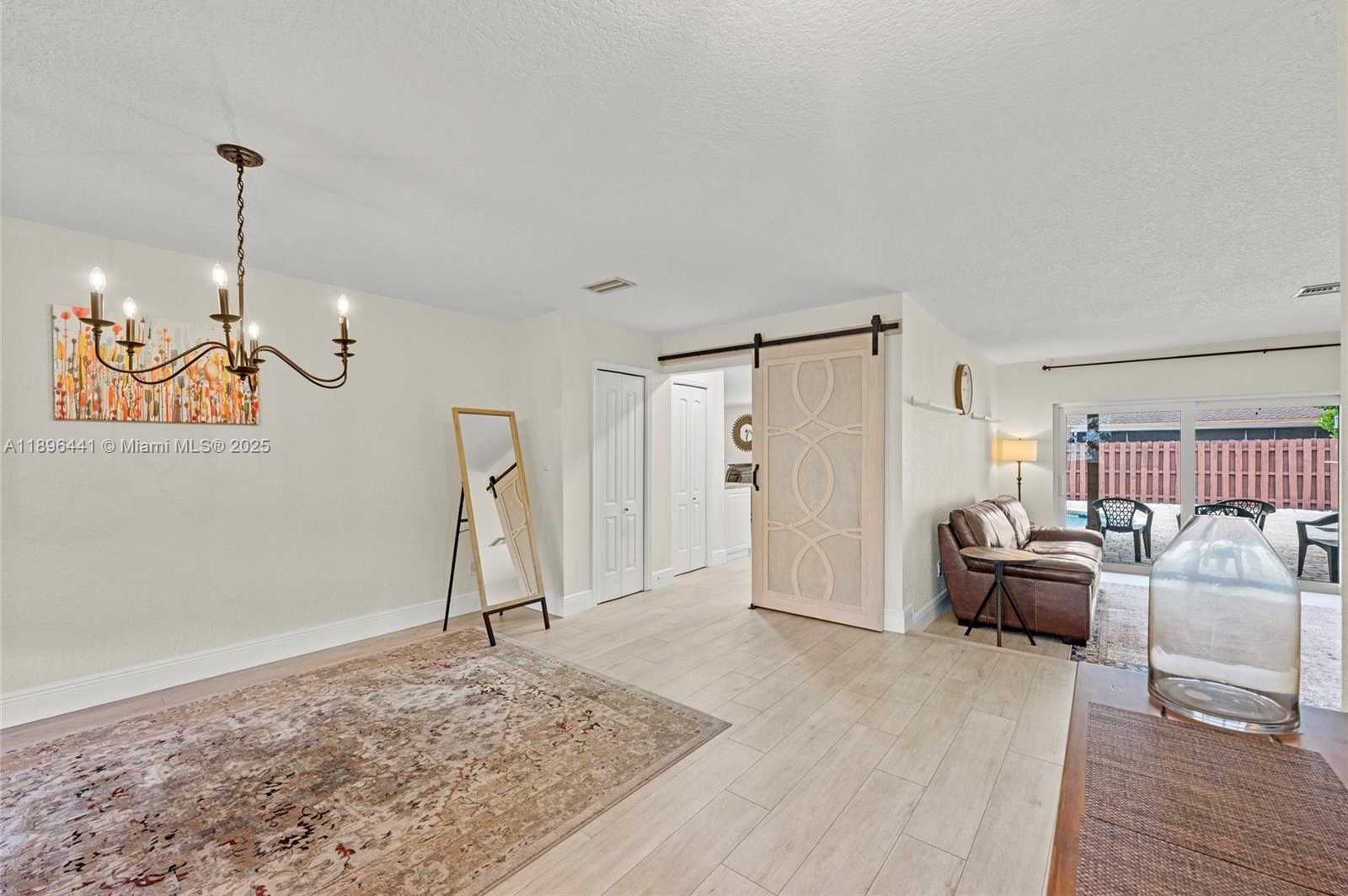 Small Image of 835 WEST PLANTATION CIR, Plantation Number 9