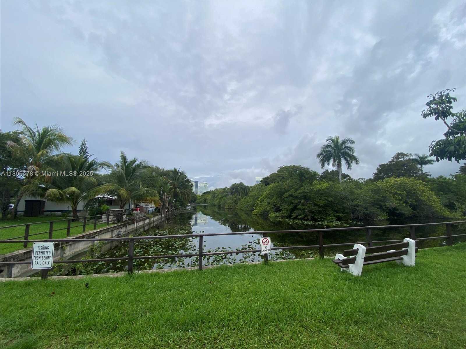 Small Image of 877 NORTH EAST 63RD ST, Fort Lauderdale Number 13