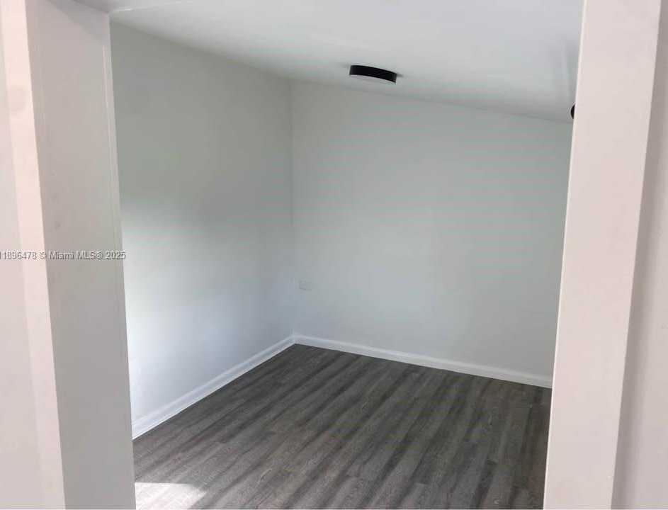 Small Image of 877 NORTH EAST 63RD ST, Fort Lauderdale Number 5