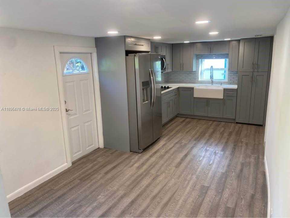 Small Image of 877 NORTH EAST 63RD ST, Fort Lauderdale Number 7