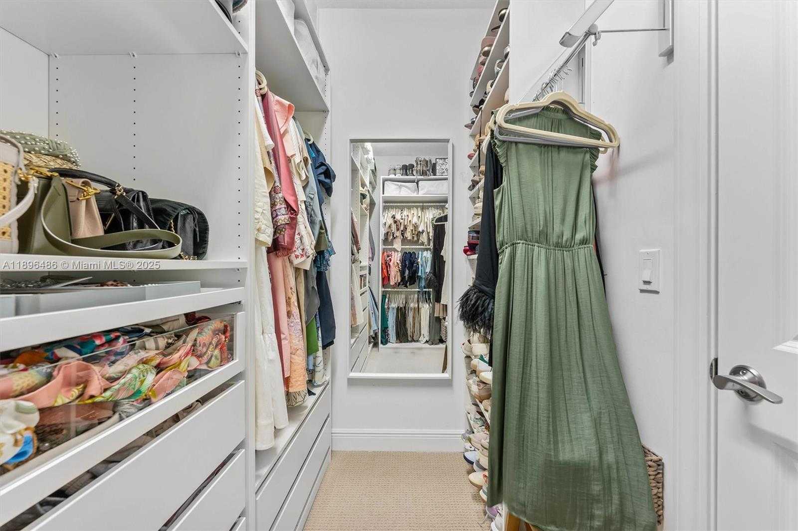 Small Image of 4434 FICUS ST, Hollywood Number 24