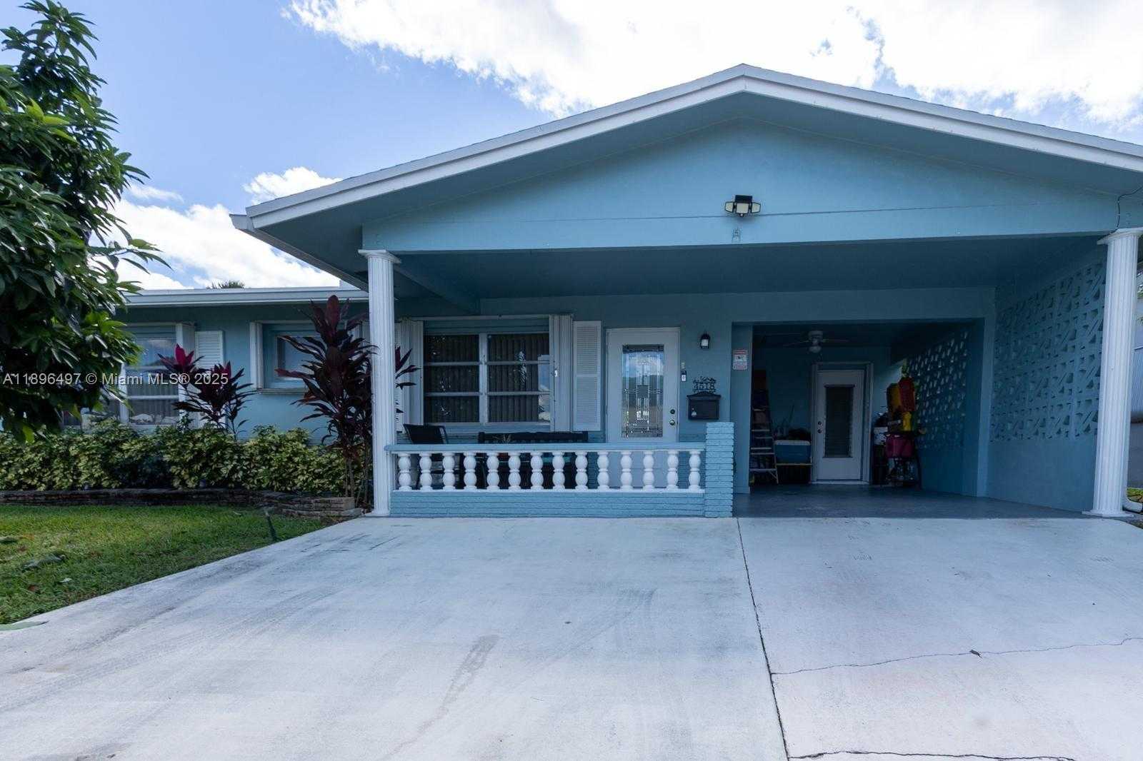 Small Image of 4518 NORTH WEST 45TH CT, Tamarac Number 2