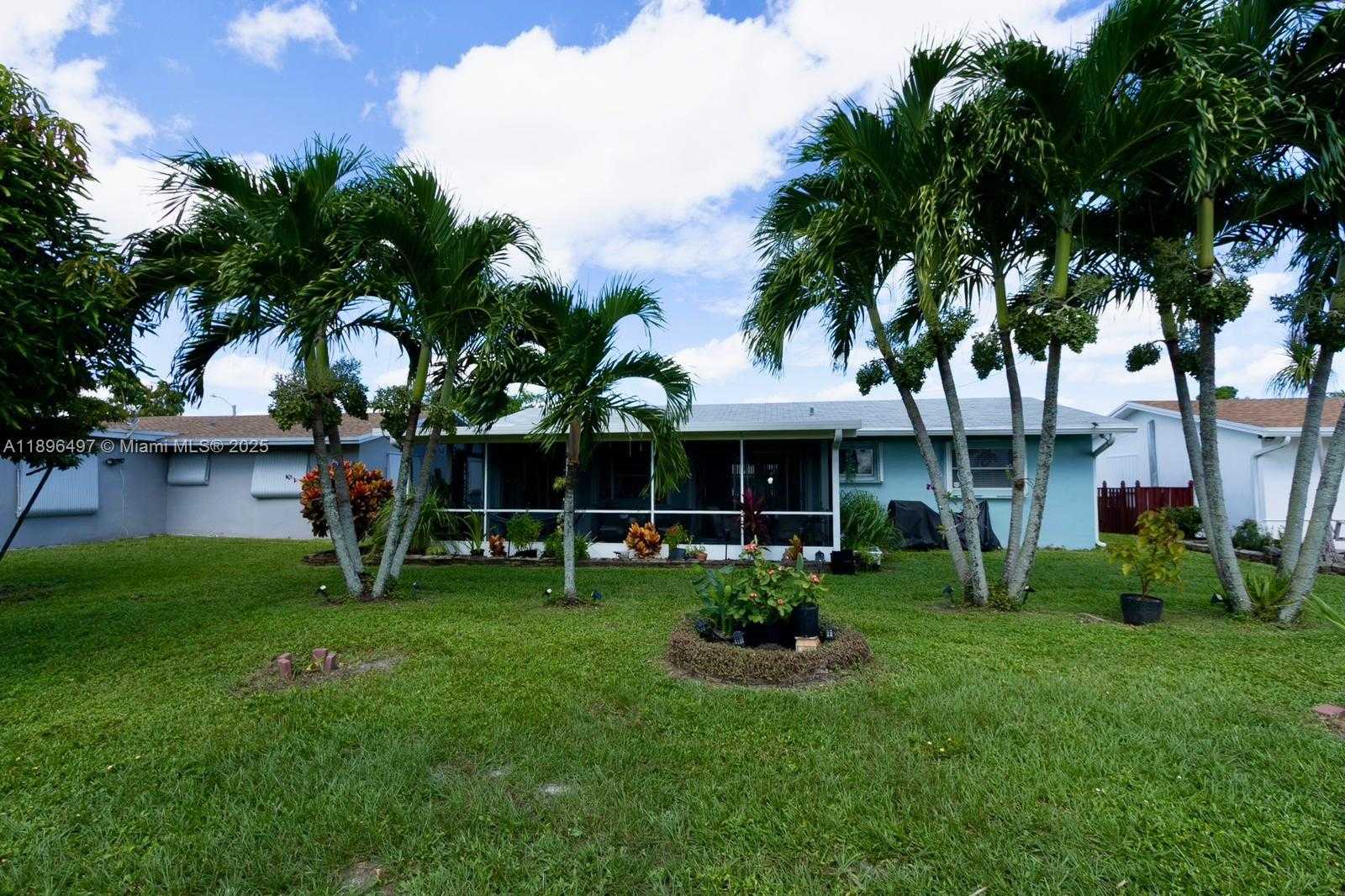 Small Image of 4518 NORTH WEST 45TH CT, Tamarac Number 9