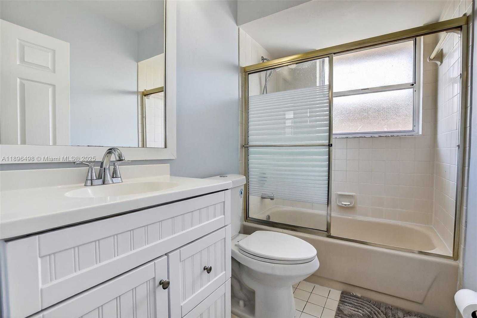 Small Image of 9710 SOUTH WEST 9TH CT, Pembroke Pines Number 31