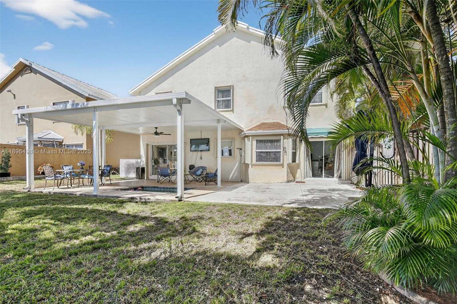 Small Image of 9710 SOUTH WEST 9TH CT, Pembroke Pines Number 38