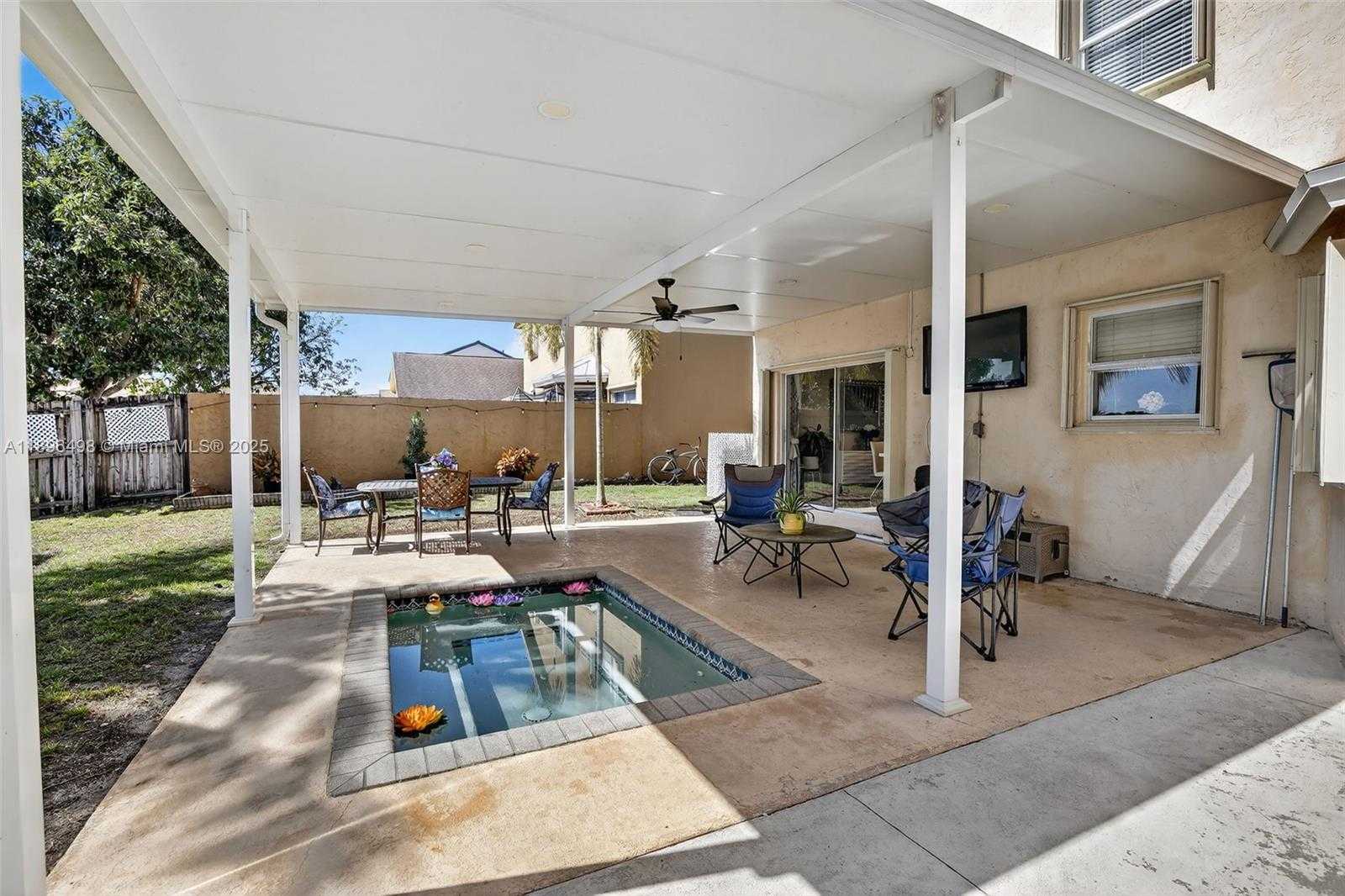 Small Image of 9710 SOUTH WEST 9TH CT, Pembroke Pines Number 40