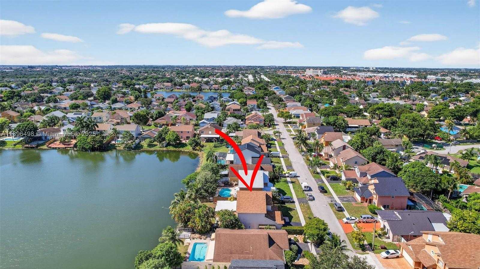 Small Image of 9710 SOUTH WEST 9TH CT, Pembroke Pines Number 44