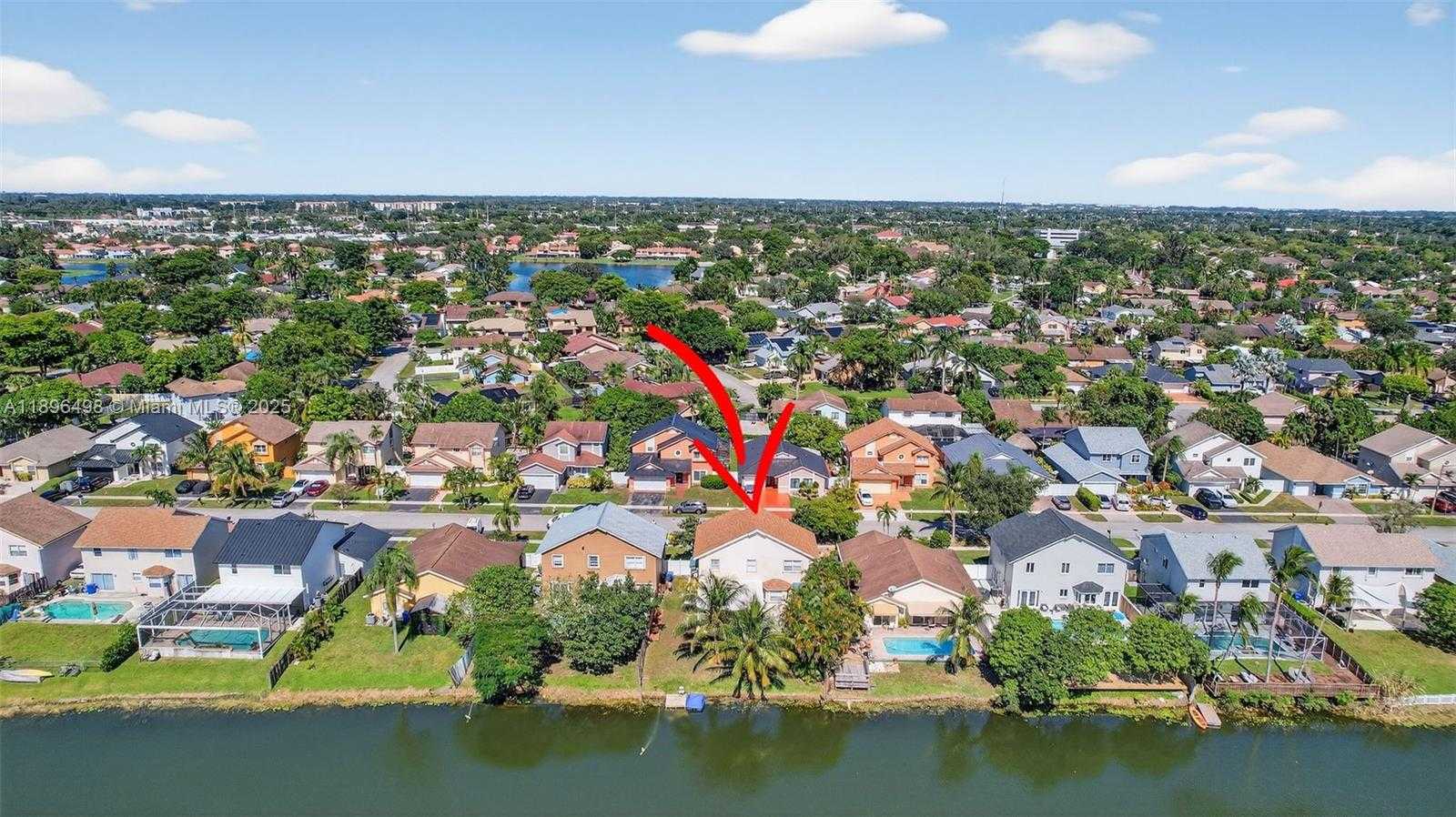 Small Image of 9710 SOUTH WEST 9TH CT, Pembroke Pines Number 46