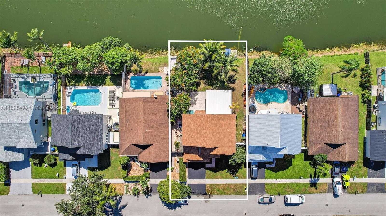 Small Image of 9710 SOUTH WEST 9TH CT, Pembroke Pines Number 50