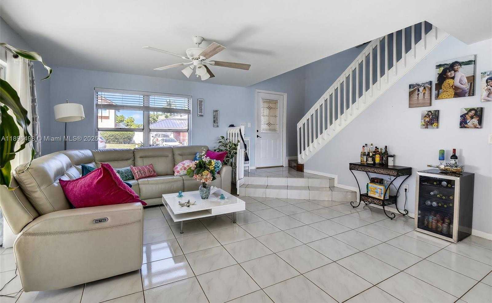 Small Image of 9710 SOUTH WEST 9TH CT, Pembroke Pines Number 8